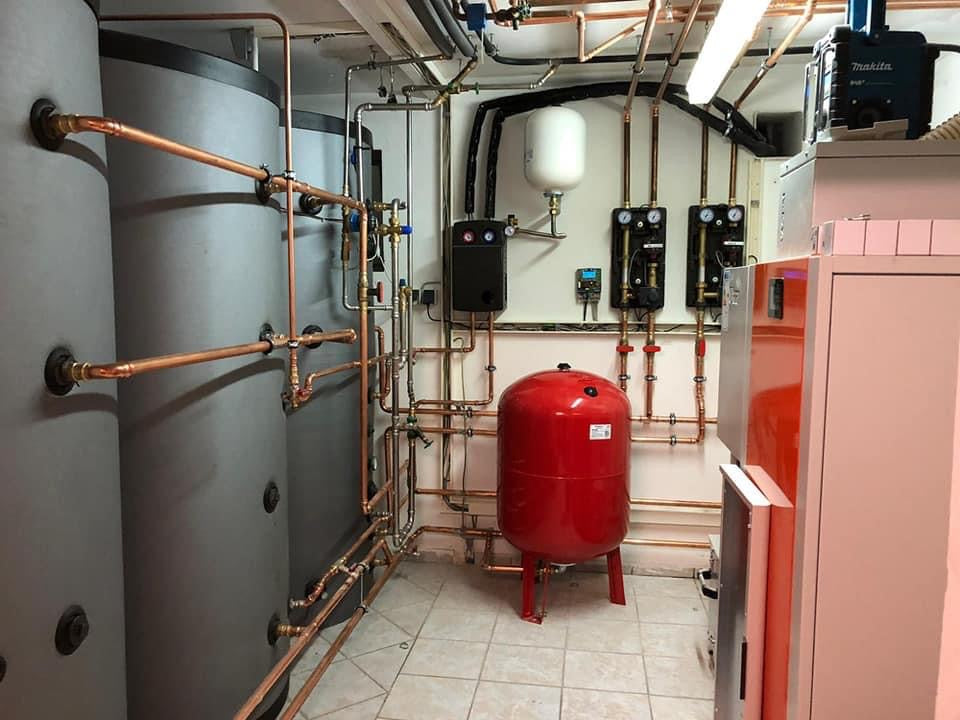 Günstige Pelletheizung aus Polen: Erfahrung, Gründe & Hersteller